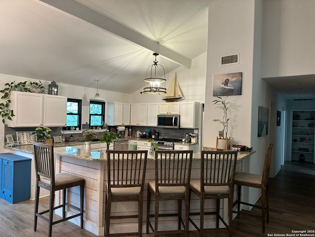 4092 Spring Branch Rd, House other with 4 bedrooms, 2 bathrooms and null parking in Spring Branch TX | Image 5