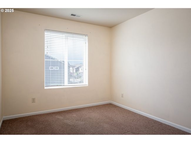 15264 Se Eckert Ln, House attached with 3 bedrooms, 3 bathrooms and 1 parking in Damascus OR | Image 20