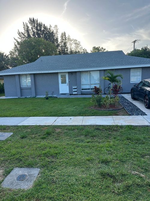 880 Camellia Drive, Royal Palm Beach, FL, 33411 | Card Image