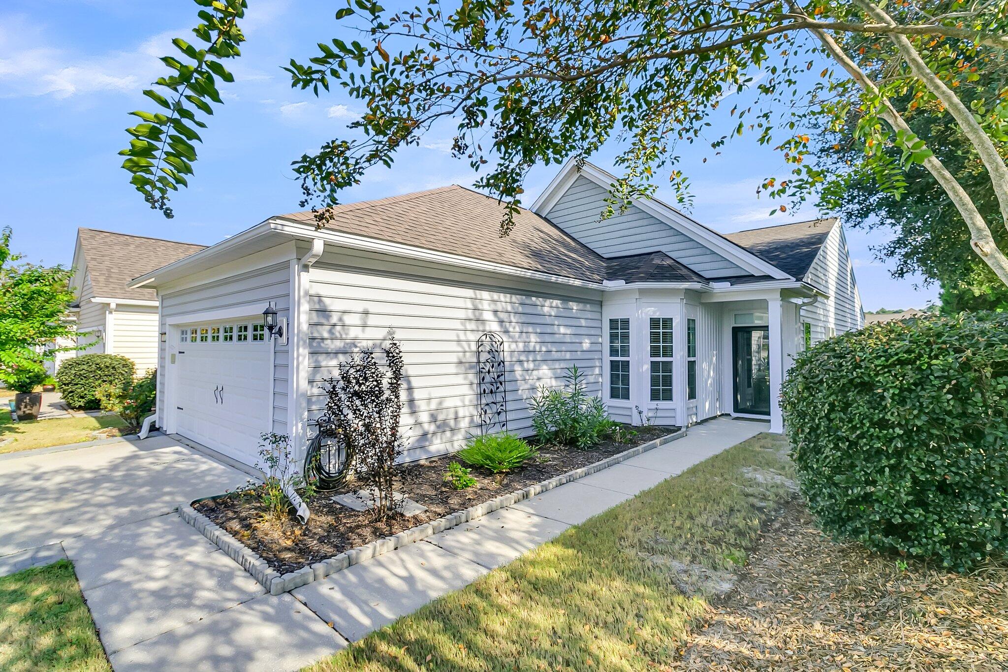 Harbor Point Ct, Summerville, SC 29486