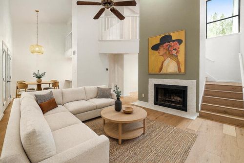 apt-129-2001 Parker Ln, Austin, TX, 78741-3848 | Card Image