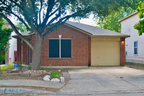 6726 Benke Farm, San Antonio, TX, 78239-3231 | Card Image