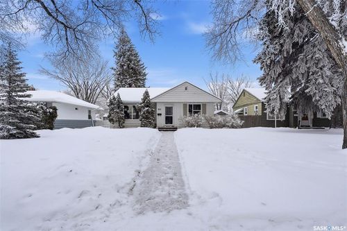 1128 4th St E, Saskatoon, SK, S7H1K8 | Card Image