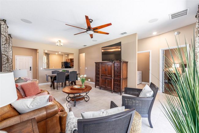 9170 Sw 65 Th Loop, House other with 3 bedrooms, 3 bathrooms and null parking in Ocala FL | Image 8