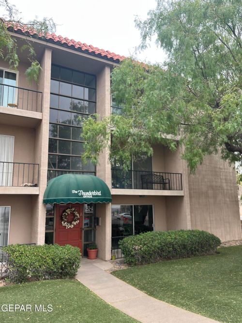 apt-a11-252 Shadow Mountain Dr, El Paso, TX, 79912-4720 | Card Image