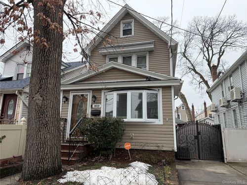 10928 116th St, South Ozone Park, NY, 11420-1211 | Card Image