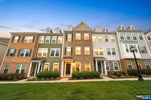 88 Truman Dr, Wood Ridge, NJ, 07075-2143 | Card Image