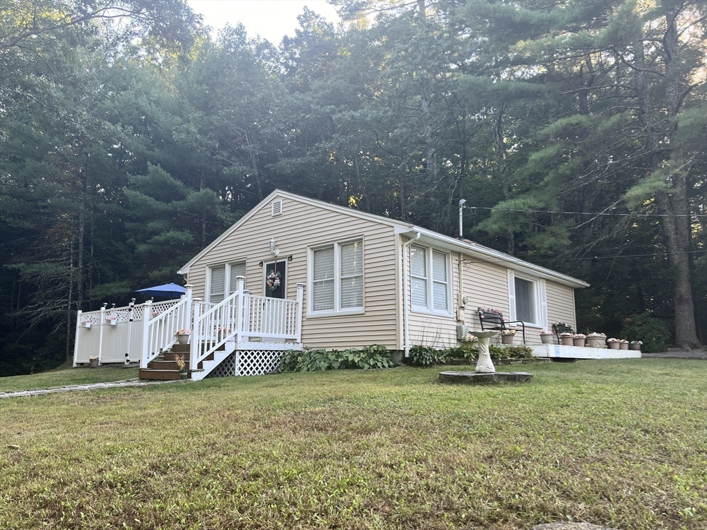 Vernon Dr, Chepachet, RI 02814