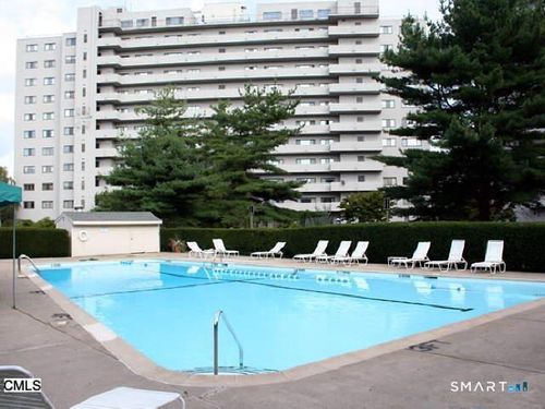 6f1-3200 Park Ave, Bridgeport, CT, 06604-1147 | Card Image
