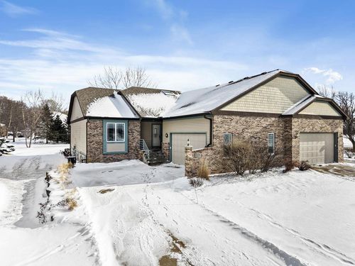 9106 Waterside Street, Madison, WI, 53562 | Card Image