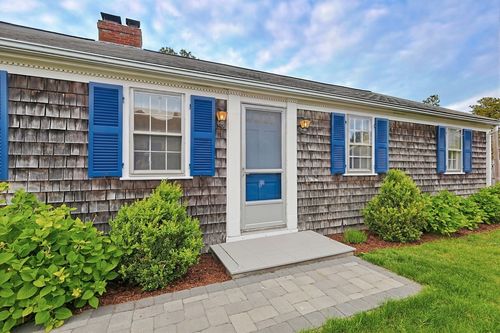 10 Holiday Ln, Dennis Port, MA, 02639-2012 | Card Image