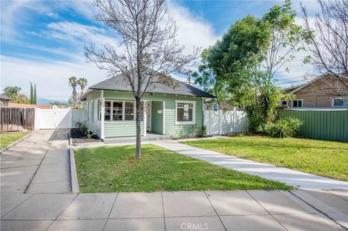 1107 W Grand Blvd, Corona, CA, 92882-4359 | Card Image