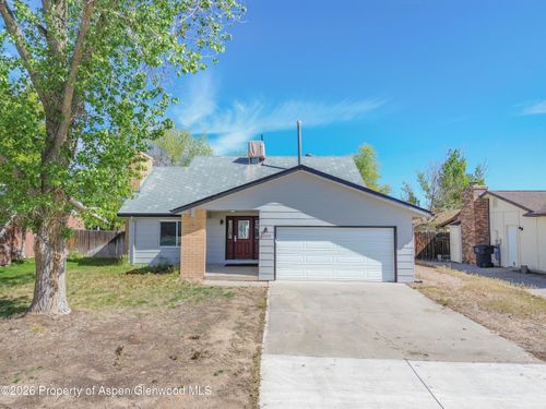 1000 Halfturn Rd, Rangely, CO, 81648-2326 | Card Image