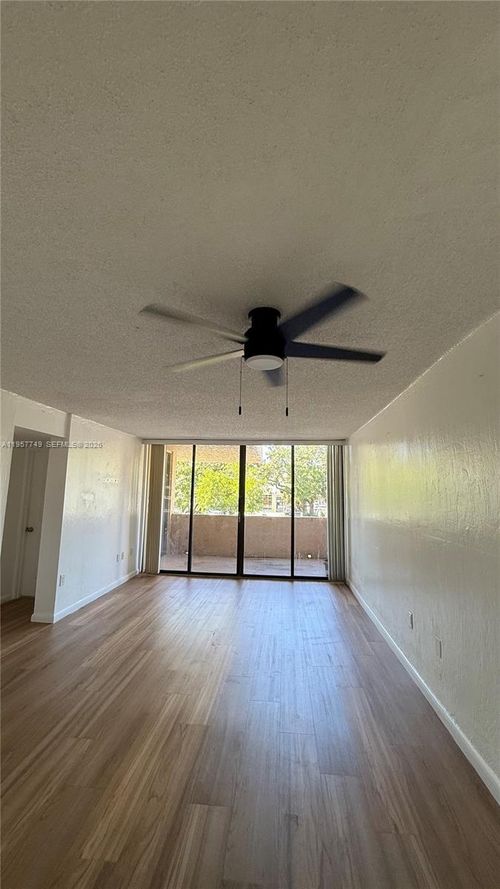 a202-10400 Sw 108th Ave, Miami, FL, 33176 | Card Image