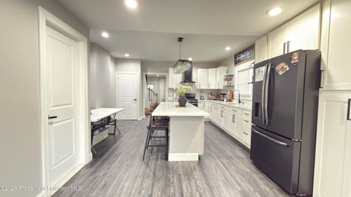 721 N N Lincoln Avenue, Scranton, PA, 18504 | Card Image