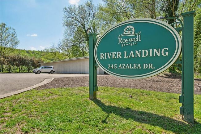 171 Riverview Trl, Condo with 3 bedrooms, 4 bathrooms and 2 parking in Roswell GA | Image 50