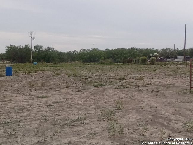 715 Ranch Road 1572, House other with 3 bedrooms, 2 bathrooms and null parking in Spofford TX | Image 9