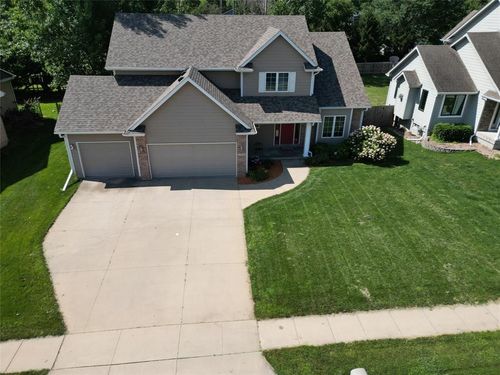 7322 Oakwood Dr, Urbandale, IA, 50322-8345 | Card Image