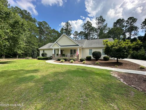 12840 N Pine Villa Dr, Laurinburg, NC, 28352-2352 | Card Image