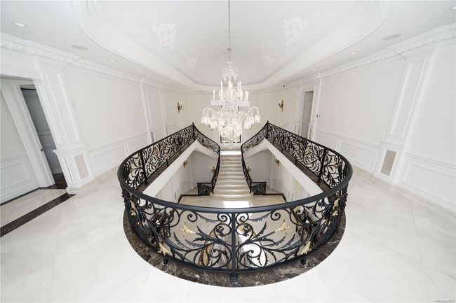 2nd Floor Landing | Image 15