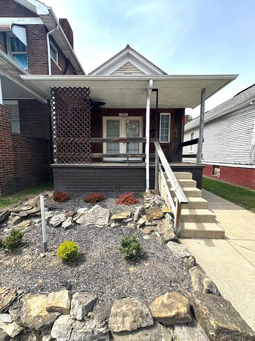 3929 Rhodes Avenue, New Boston, OH, 45662 | Card Image