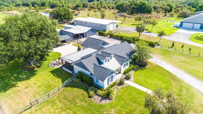 812 Jameson Rd, House other with 3 bedrooms, 2 bathrooms and null parking in Lithia FL | Image 27