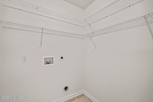 3909 Wilshire Blvd, House other with 4 bedrooms, 3 bathrooms and null parking in Wilmington NC | Image 14