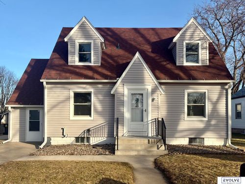 1936 N Park Ave, Fremont, NE, 68025-3040 | Card Image