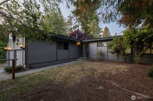 12828 Se 186th Pl, Renton, WA, 98058-7919 | Card Image