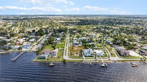 1212 Twin Palm Dr, FORT MYERS, FL, 33919-1641 | Card Image