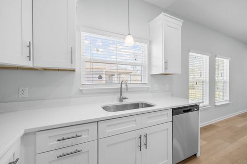 72 Riverwalk Xing, Freeport, FL, 32439-4197 | Card Image