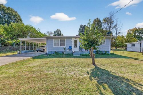 122 Boles St, Mayodan, NC, 27027-2829 | Card Image