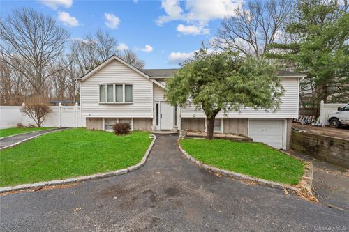 147 Horseblock Rd, Centereach, NY, 11720-4361 | Card Image