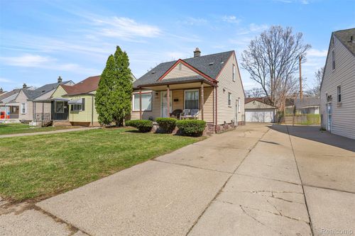5708 Warwick St, Detroit, MI, 48228-3955 | Card Image