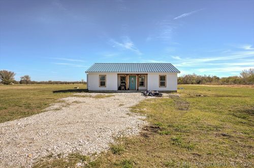 2200 N 166 Rd, Mounds, OK, 74047-4615 | Card Image