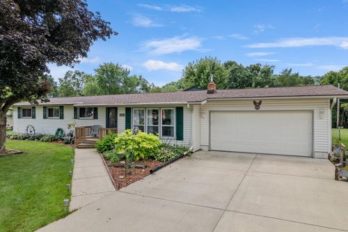 1503 Claudia Avenue, La Crescent, MN, 55947 | Card Image