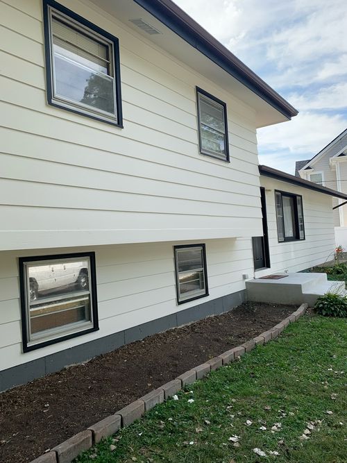 28W313 Batavia Rd, Warrenville, IL, 60555-3017 | Card Image