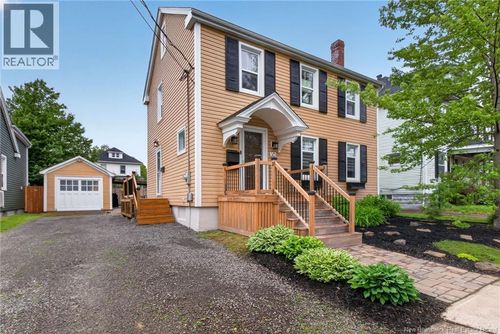 16 Norwood Ave, Moncton, NB, E1C6L7 | Card Image