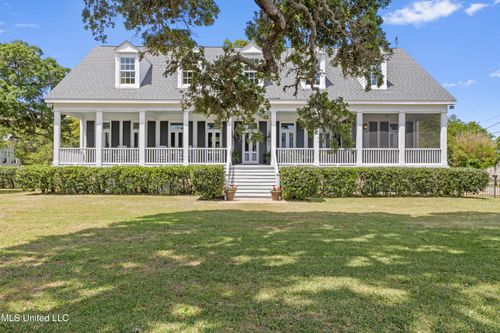 600 W Beach Blvd, Pass Christian, MS, 39571-5024 | Card Image