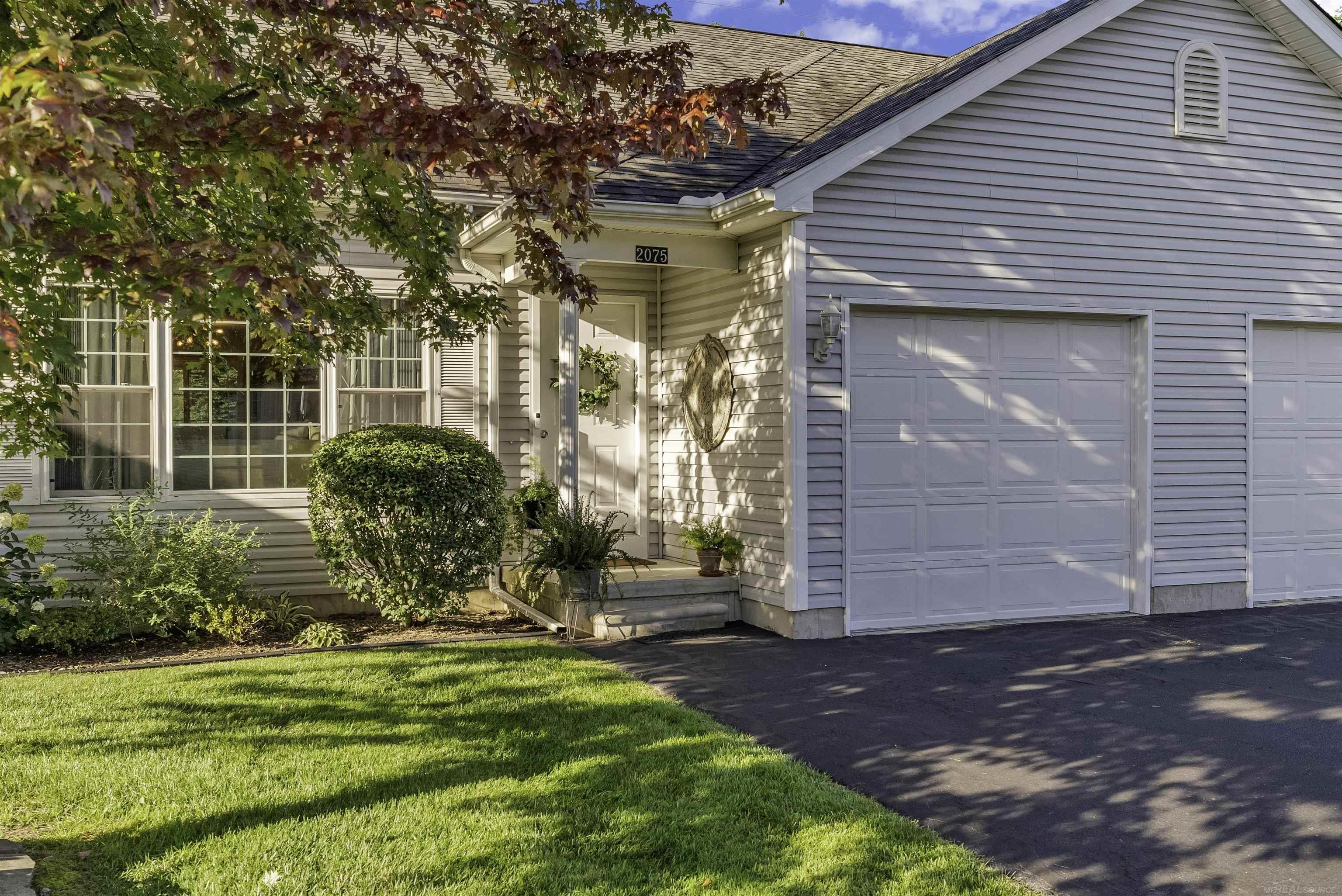 Pauls Ct, Marysville, MI 48040