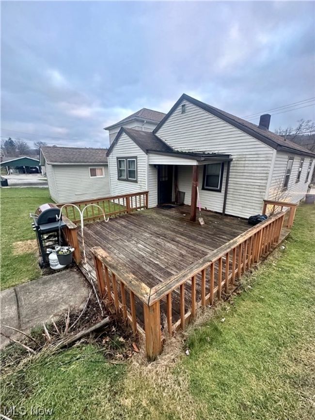 604 12 Th St, House other with 2 bedrooms, 1 bathrooms and null parking in Moundsville WV | Image 4