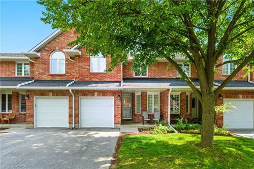 4-2252 Walkers Line, Burlington, ON, L7M3Y8 | Card Image