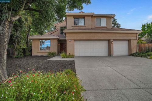 1932 Medicine Mountain Ct, Antioch, CA, 94531-7403 | Card Image