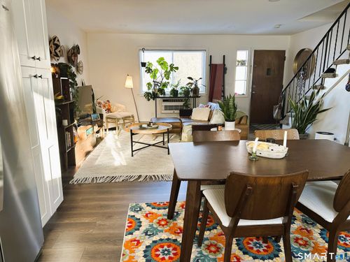 18-18 Harry Brook Vlg, New Milford, CT, 06776-4447 | Card Image