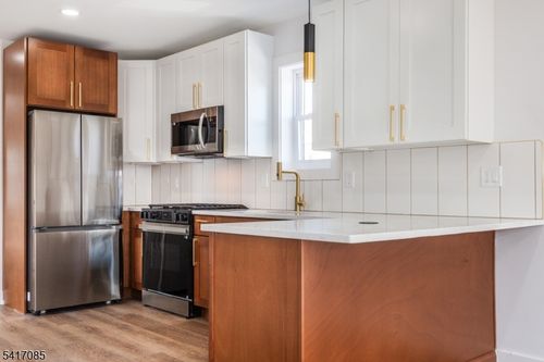 2-227 21st St, Irvington, NJ, 07111-4425 | Card Image