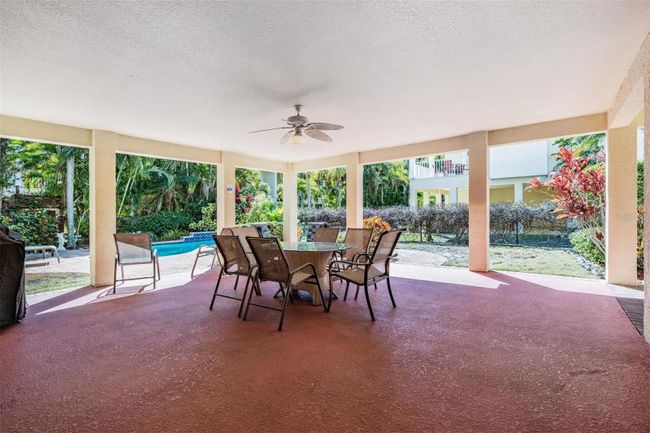 315 64 Th St, Condo with 3 bedrooms, 3 bathrooms and null parking in Holmes Beach FL | Image 41