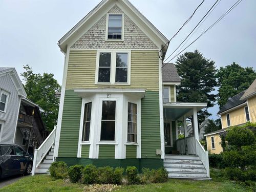 27 Linden St, Exeter, NH, 03833-2609 | Card Image