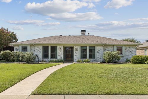 922 E Berkeley Dr, Richardson, TX, 75081-5201 | Card Image