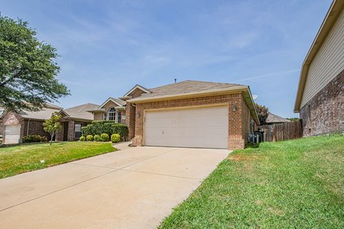 6624 Chalk River Dr, Fort Worth, TX, 76179-2575 | Card Image