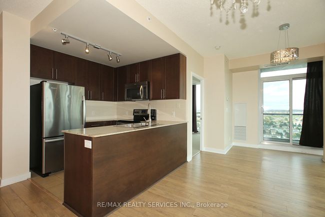 1411 - 3985 Grand Park Dr, Condo with 2 bedrooms, 2 bathrooms and 1 parking in Mississauga ON | Image 6